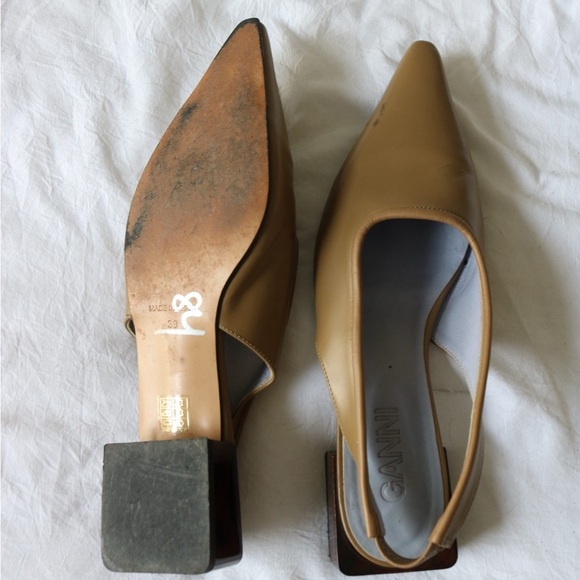 GANNI | Khaki Pointed Toe block slingbacks 39 - Picture 3 of 4